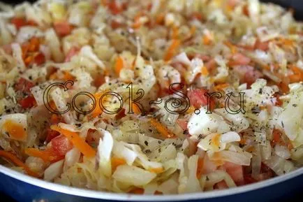 Káposzta pörkölt paradicsom - egy lépésről lépésre recept képpel, főzelékek