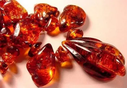 Amber stone tulajdonságait, fotók és érdekelt a csillagjegy (kő) Amber stone tulajdonságait, fotók és érdekelt a csillagjegy