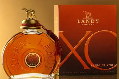 Kategóriák francia konyak vs, VSOP, XO, Napóleon (style fedőképesség cikkek) Kategóriák francia konyak vs, VSOP, XO, Napóleon