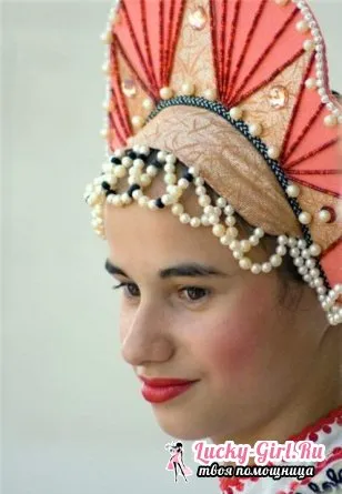 Kokoshnik saját kezűleg