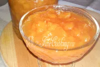 Az őszibarack konzerv a téli - egy recept fényképpel (őszibarack) Az őszibarack konzerv a téli - a recept egy fotó