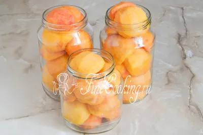Az őszibarack konzerv a téli - egy recept fényképpel (őszibarack) Az őszibarack konzerv a téli - a recept egy fotó