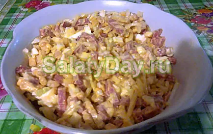 Saláta krutonnal - tápláló és hasznos az emésztőrendszer recept fotók és videó (recept) Saláta krutonnal - tápláló és hasznos az emésztőrendszer recept fotókkal és videó