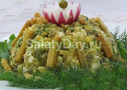 Saláta krutonnal - tápláló és hasznos az emésztőrendszer recept fotók és videó (saláta „Chicken megkövezték”) Saláta krutonnal - tápláló és hasznos az emésztőrendszer recept fotókkal és videó