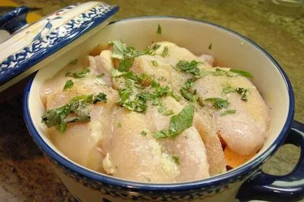 Csirke egy bankot egy kemencében-lépésben recept (főzés) Csirke egy bankot a sütőben egy lépésről lépésre recept