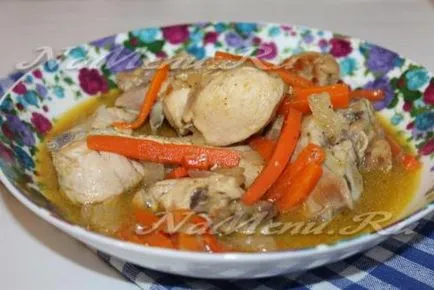 Csirke pörkölt hagyma, répa recept