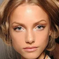 Make-up stílusban Nude (nude) -, hogyan kell csinálni (lépésről lépésre video oktatóanyagokat és fotógaléria)