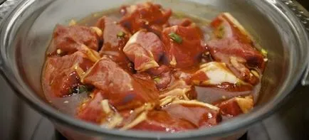 Pác marhahús különböző érdekes receptet az előkészítés főzés előtt hús (marha) Pác marhahús receptek elkészítéséhez különböző érdekes húst főzés előtt