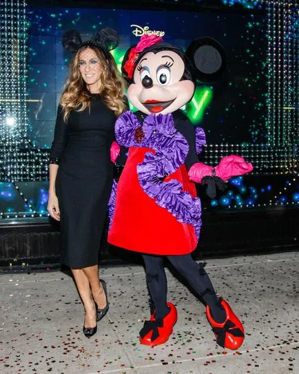 Mester osztályt stylist haj, mint Sarah Dzhessiki Parker (fotó) (Sarah Jessica Parker hajszín) Mester osztályt stylist haj, mint Sarah Dzhessiki Parker (fotó)