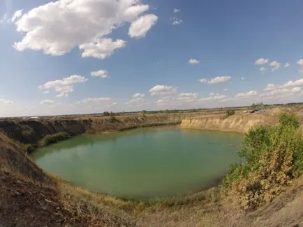 A jelen Salt Lake területeken Kharkov (jelen a sós tó régió Kharkov) Jelenleg egy sós tó a Kharkiv régió