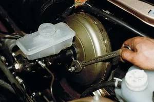 Nem tartalmazza az átviteli kapott motor (tartozék) Nem szerepel a szállítási kapott motort