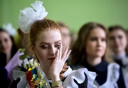 Nincs több erőt! graduális anya (female) Nincs több erőt! diplomás anya