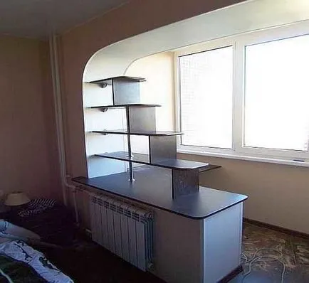 Ötvözi az erkélyen (loggia), konyha, fürdőszoba, dokumentumok, munkarend, tervezési ötletek