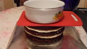 Zsinórozó torta mindkét takaró torta masztix (fedél) Zsinórozó torta mindkét takaró torta masztix