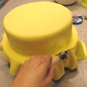 Zsinórozó torta mind fedezésére a masztix torta (cake) Zsinórozó torta mindkét takaró torta masztix