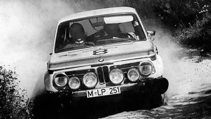 Nyitunk egy halott akkumulátort bmw általános információkat BMW gépkocsik és karbantartás
