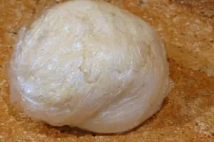 Cake csirkével és gombával -, hogyan kell főzni, egyszerű receptek, lédús töltelékkel