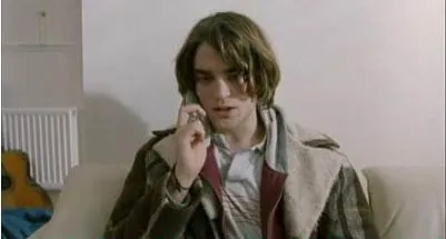 Átmeneti korban (hogyan lehet, hogyan lehet) - Robert Pattinson