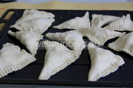 Pite leveles tészta csirkével szeretnek főzni (teszt) Pite leveles tészta csirkével szeretek főzni