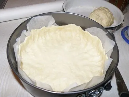 Cake csirkével, gombával recept fényképpel (pite csirke és gomba) Cake csirkével és gombával, egy recept egy fotó