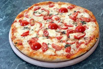 Pizza paradicsom - egyszerűen finom és szép (paradicsom) Pizza paradicsom - egyszerűen finom és szép