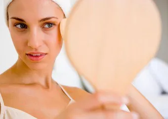 Miért menstruáció előtt pattanások az arcon