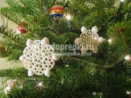 Ezekből készült tészta kezük (kézműves készült tészta kezüket a gyermekek számára) Ezekből készült tészta kezük