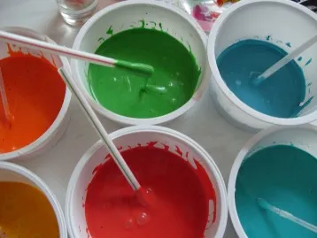 Festés vakolat, hogyan kell festeni, két színben, és más módon, videó és fotók (festék) Festés vakolat, hogyan kell festeni, két színben, és más módon, videó és fotók