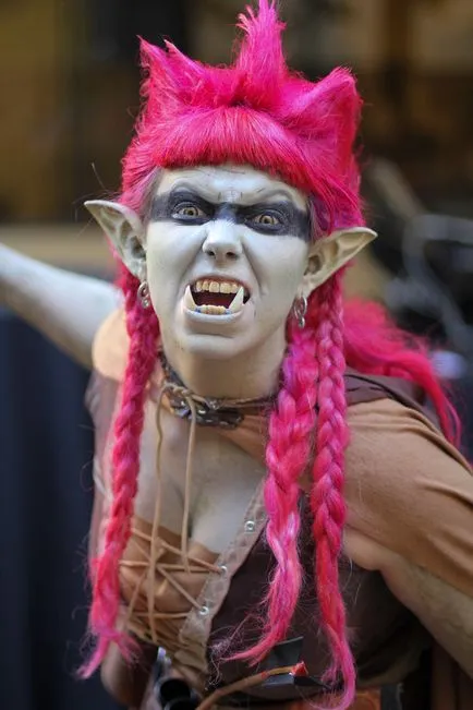 Próbálja újra nagyon jól, sok ötletet smink Halloween sminkesek és a hétköznapi lányok (fotó) (Halloween smink) Próbálja újra nagyon jól, sok ötletet smink Halloween sminkesek és a hétköznapi lányok (fotó)