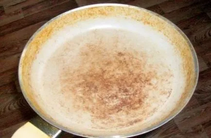 Burnt pán - mit kell tenni, hogyan kell visszaállítani a bevonó berendezés, fotó és videó