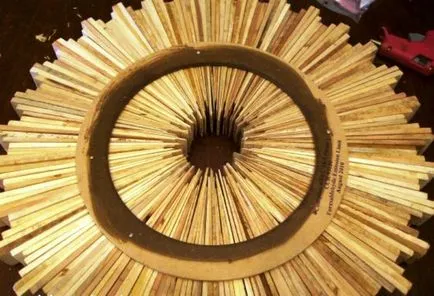 Keretek tükrök ötleteket díszítésére saját kezűleg