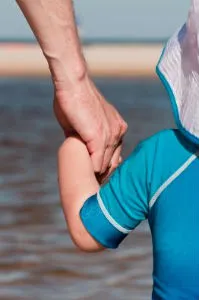 A gyermek nem hallgat gyermekpszichológiai cikkeket, hogyan kell megfelelően reagálni a rossz viselkedés (jobbra) A gyermek nem hallgat gyermekpszichológiai cikkeket, hogyan kell megfelelően reagálni a rossz viselkedés