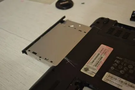 Szétszerelés - tisztítás - összeszerelés laptop acer 1