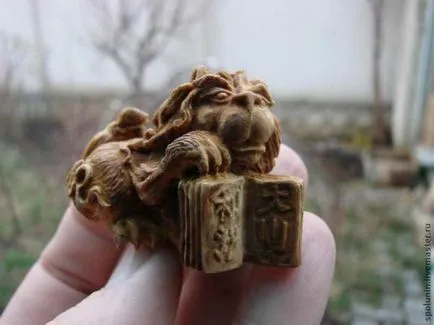 Fafaragó - vágott netsuke - Fair Masters - kézzel készített, kézzel készített