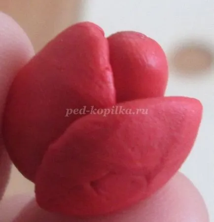 Rose agyagból kezük