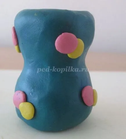 Rose agyagból kezük