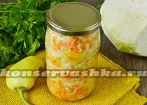 Káposztasaláta paradicsom és paprika egy téli recept fényképpel (saláta) Káposztasaláta paradicsom és paprika egy téli recept egy fotó