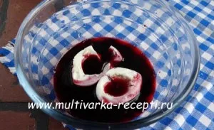 Saláta paradicsom gombával és sajttal