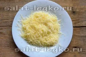 Saláta csirkével, gombával és paradicsommal recept fényképpel (saláta) Saláta csirkével, gombával és paradicsommal recept egy fotó