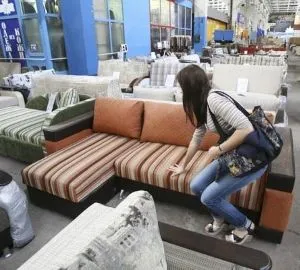 Hogyan vissza a kanapén