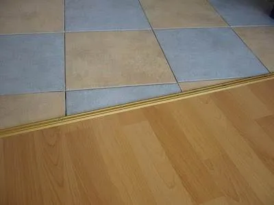 Közös a laminált és plitkiinstruktsiya telepítés a saját kezét, bezárja, közelről, Ár, Fénykép - én