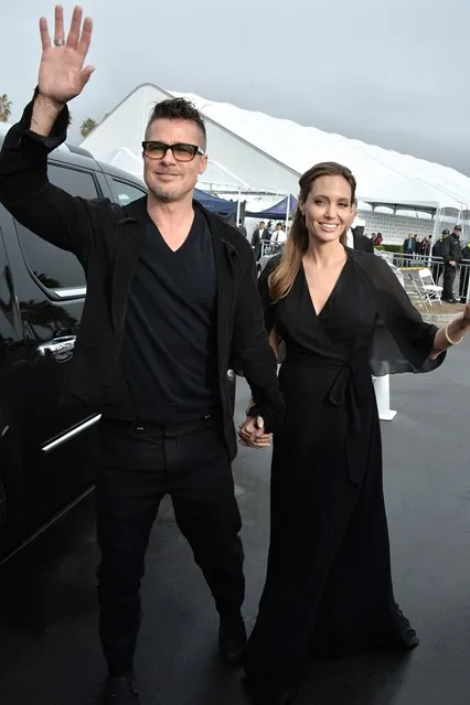 A stílus Angelina Jolie és az ő fényképet divatos ruhák és jelmezek 1986-tól