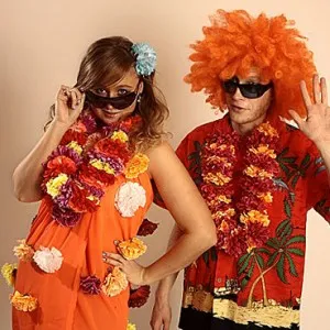 Forgatókönyv Hawaii party, kellék, menük, jelmezek, képek és videó