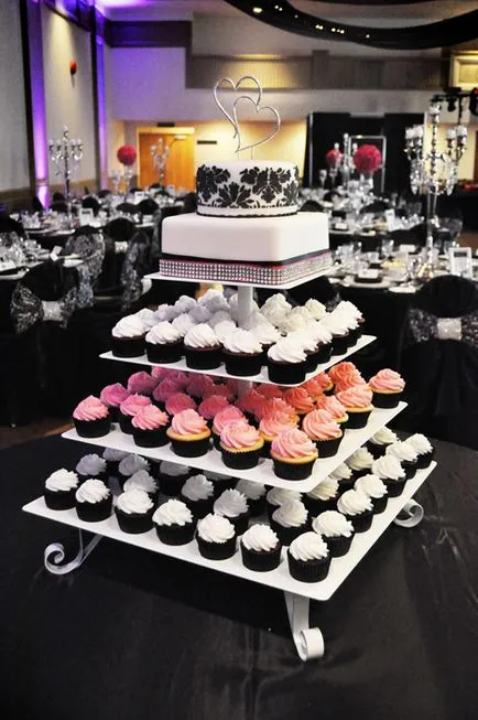 Esküvői torta torta (cupcakes)