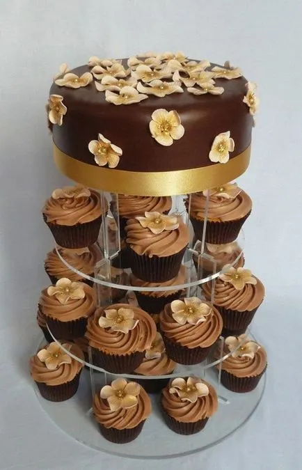Esküvői torta torta (cupcakes)