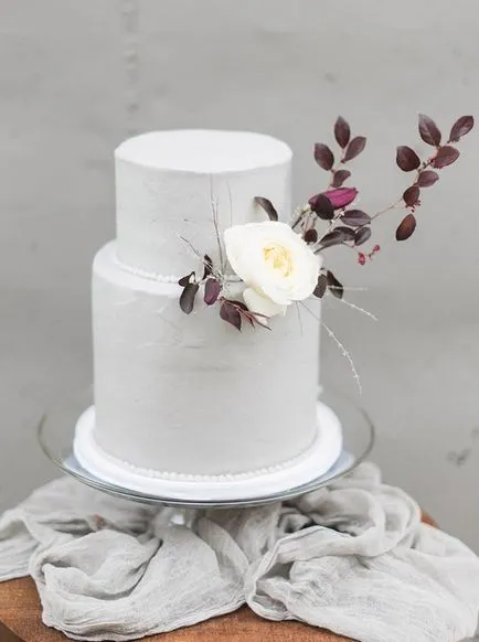 Földszintes esküvői torta és a kétszintű (esküvő) Esküvői torta és kétszintes földszintes