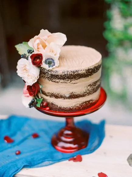 Földszintes esküvői torta és a kétszintű (esküvői torta) Esküvői torta és kétszintes földszintes
