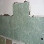Csemperagasztás a padlón és a falakon