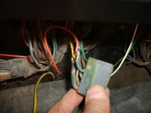 Telepítése avtoignalizatsii a vázák 2105 (telepítés) Telepítése avtoignalizatsii a vázák 2105