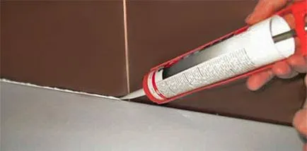 Telepítése a fürdő - a csempe vagy a csempe (cserép a telepítés után a fürdő) Telepítése a fürdő - a csempe vagy a csempe